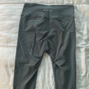 NVGTN scrunch leggings
